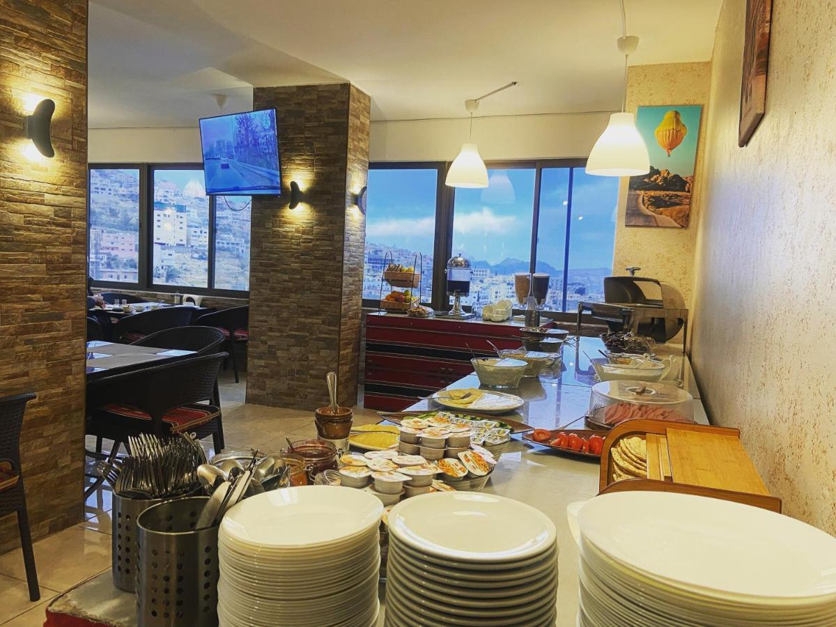 Anbat Midtown Hotel Wadi Musa Extérieur photo