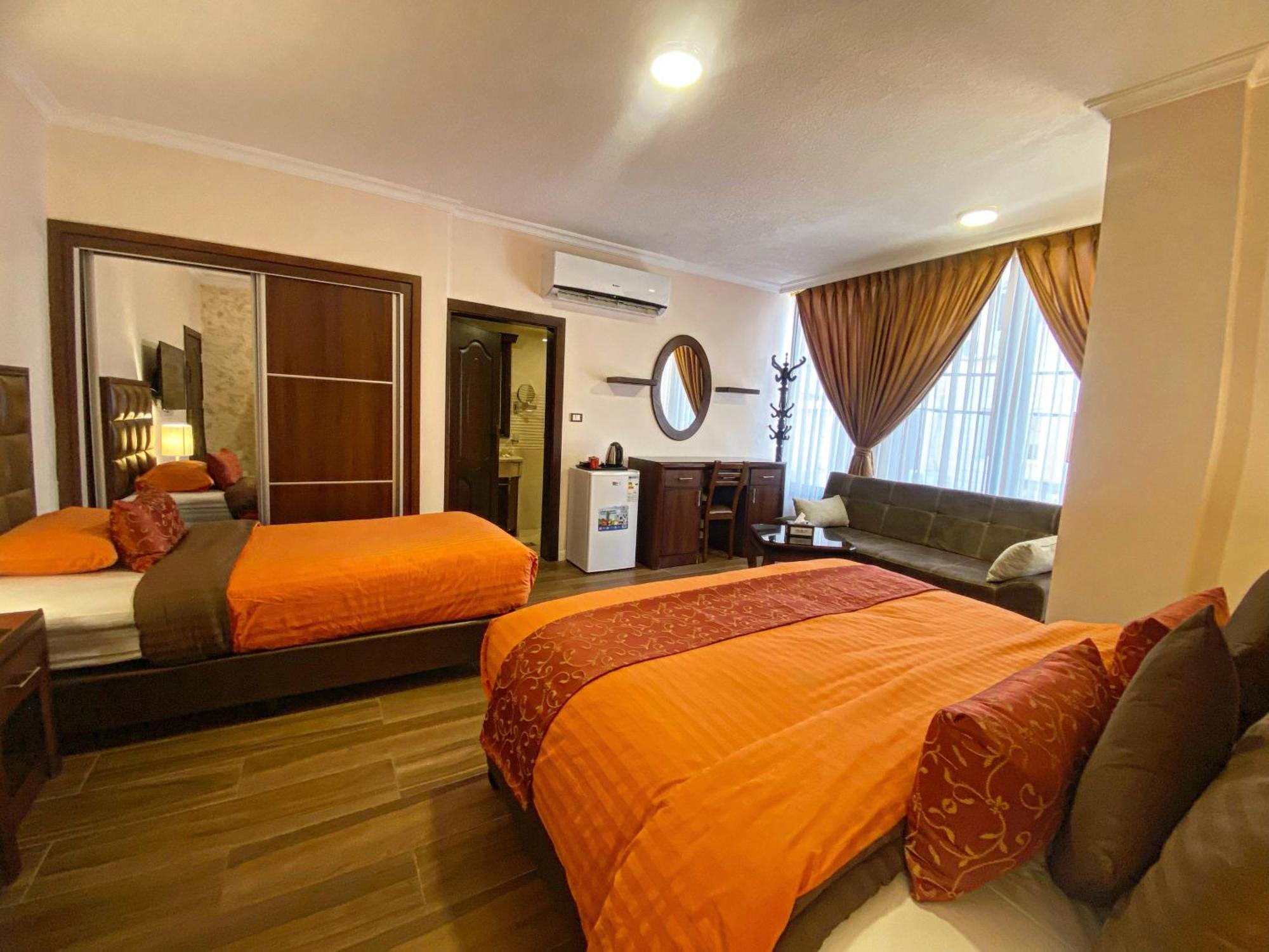 Anbat Midtown Hotel Wadi Musa Extérieur photo