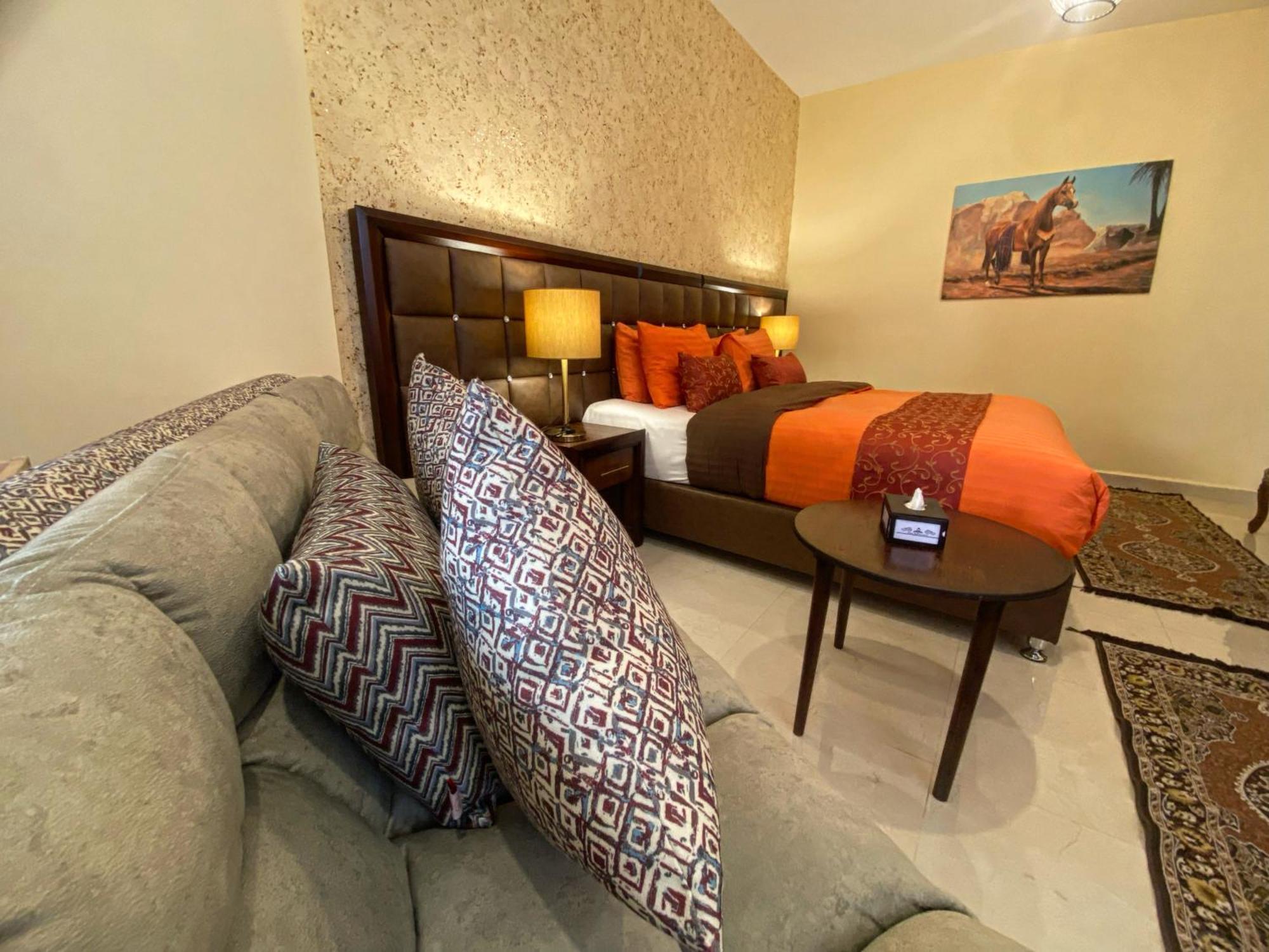 Anbat Midtown Hotel Wadi Musa Extérieur photo