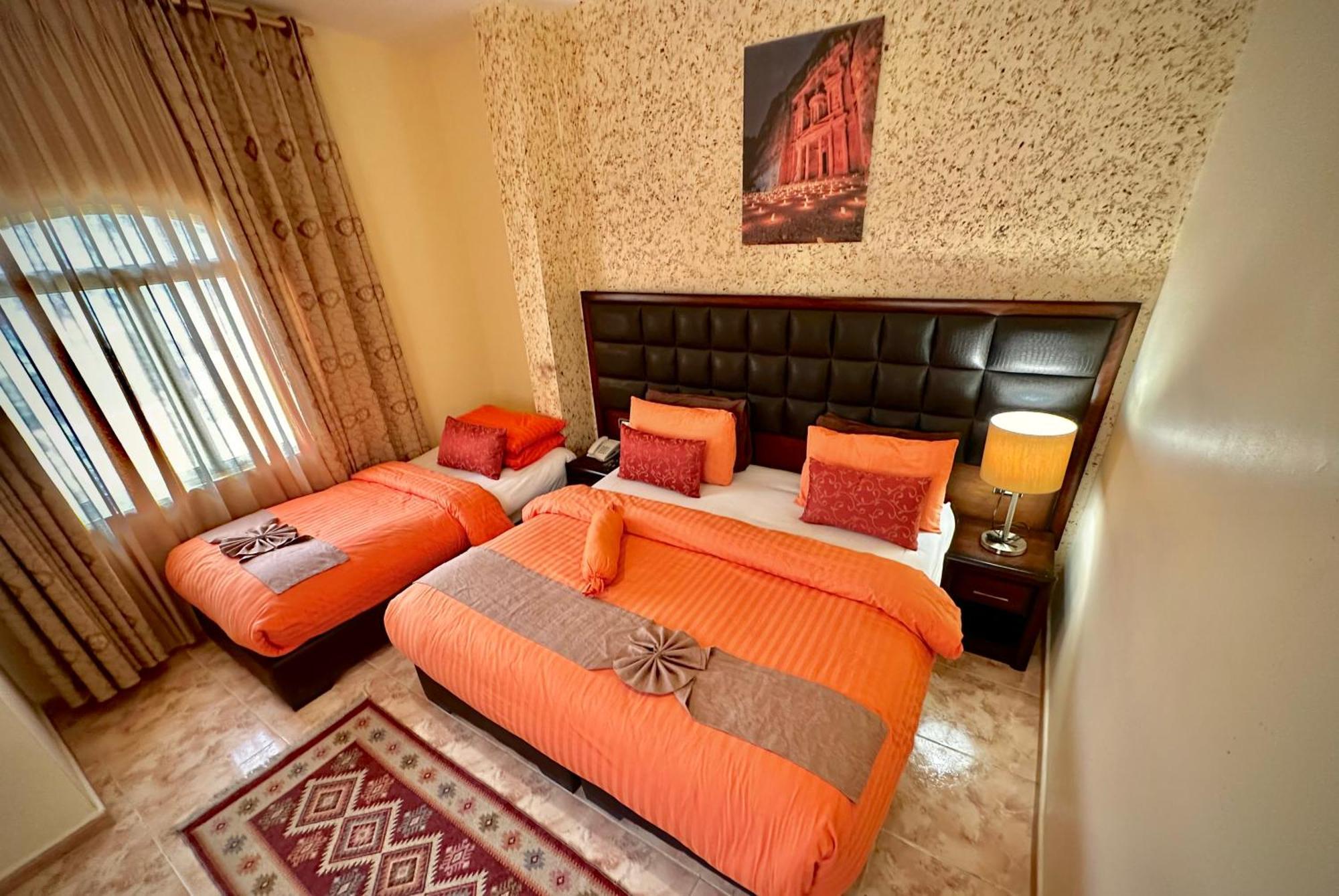 Anbat Midtown Hotel Wadi Musa Extérieur photo
